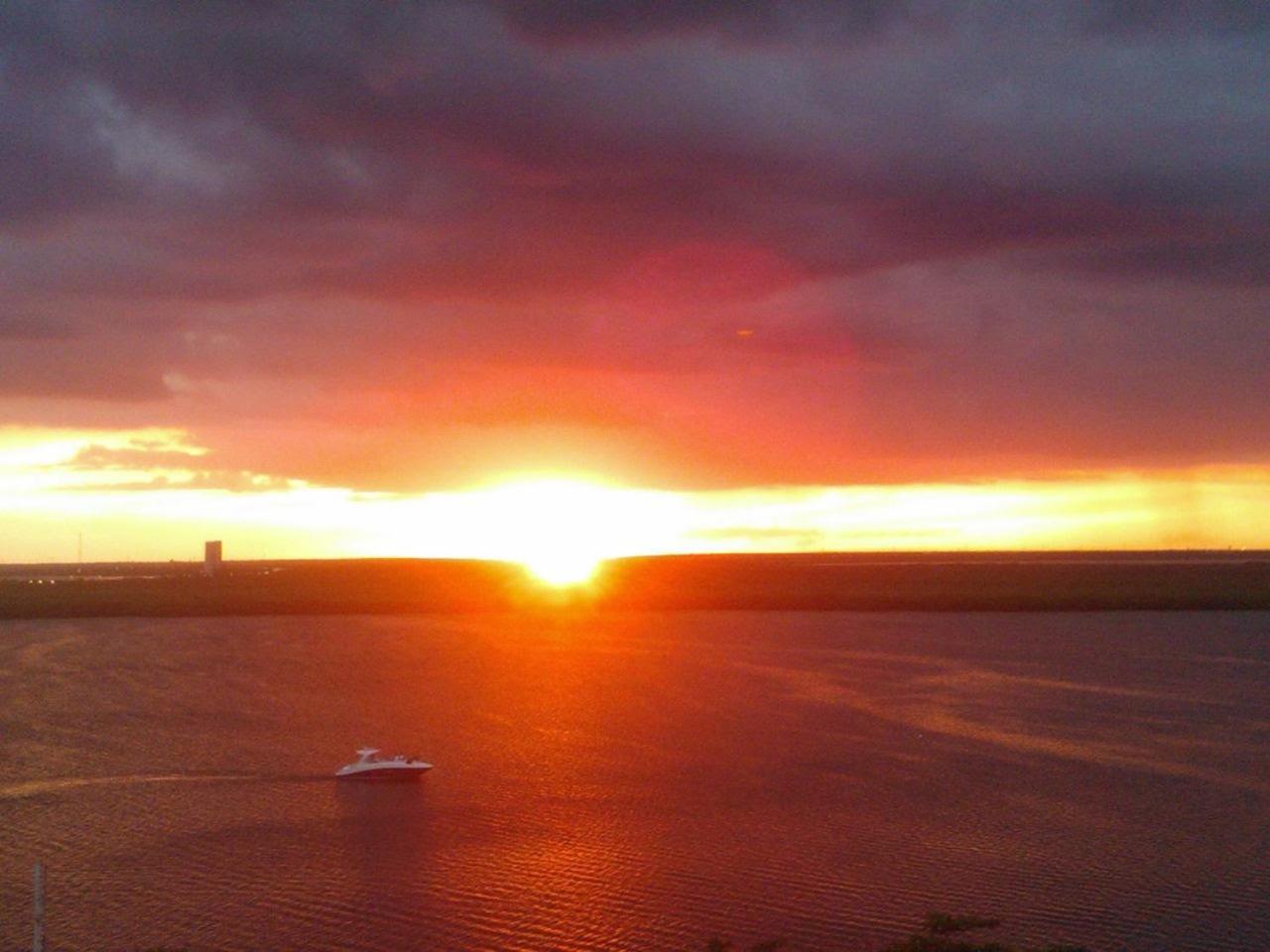 “Magic Sunrise At Cancun” Bagian luar foto