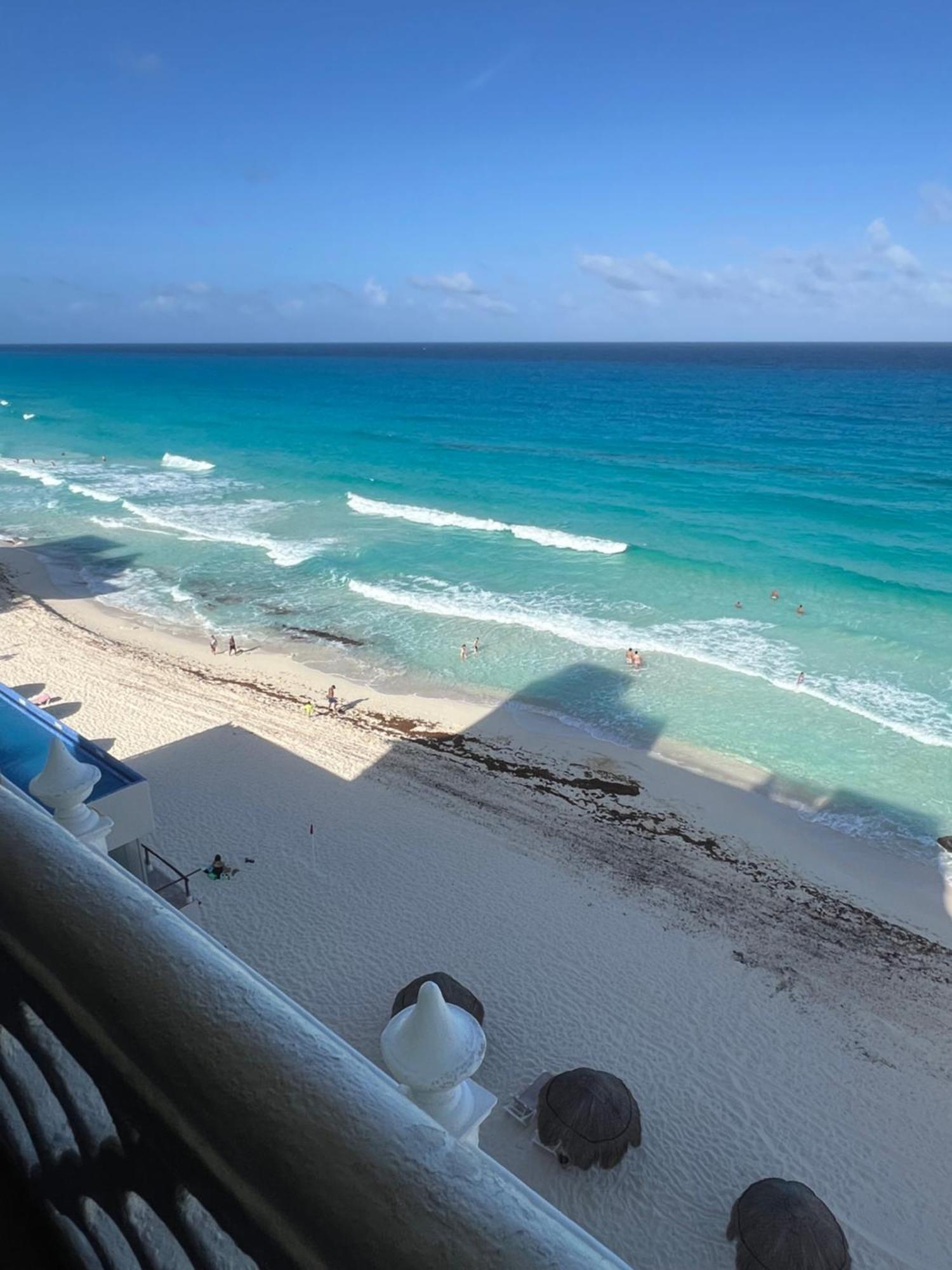 “Magic Sunrise At Cancun” Bagian luar foto